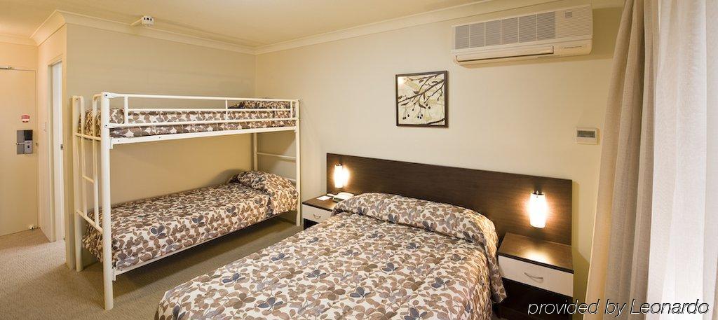סידני 175 Hotel Westmead מראה חיצוני תמונה