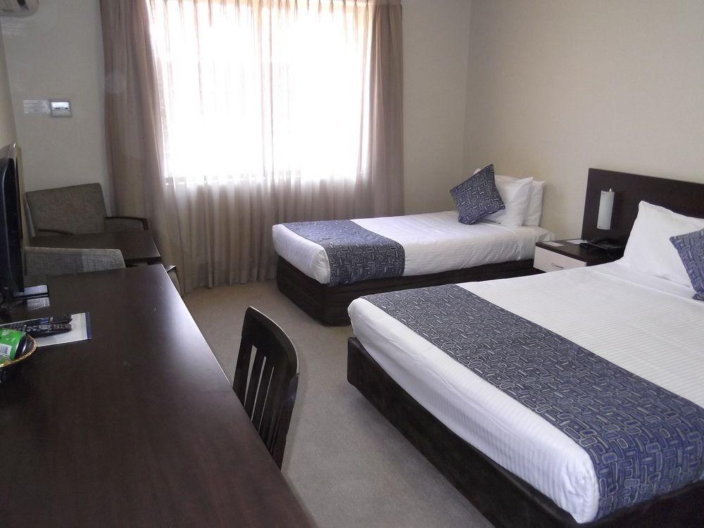 סידני 175 Hotel Westmead מראה חיצוני תמונה